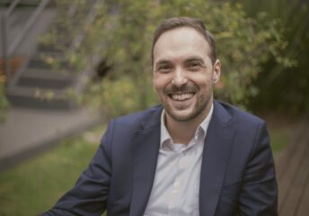 REIS reforça compromisso com a inclusão em artigo publicado na Folha de São Paulo.